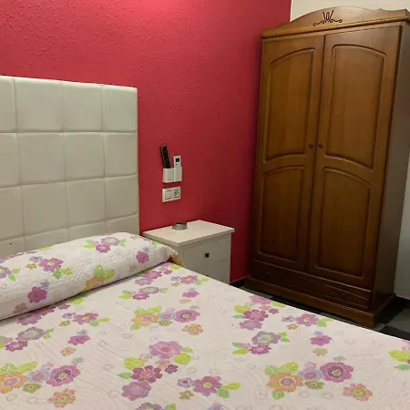 El Emigrante Dos Hermanas
