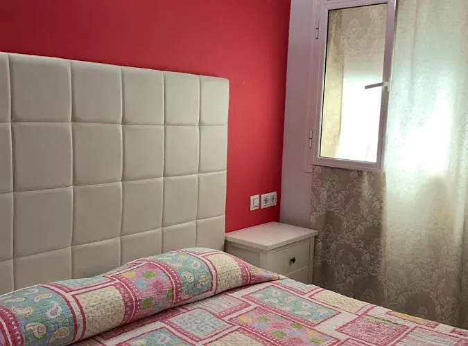 El Emigrante Konukevi 2*