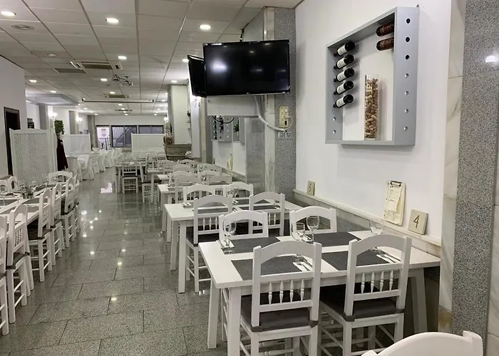 El Emigrante 2* Dos Hermanas